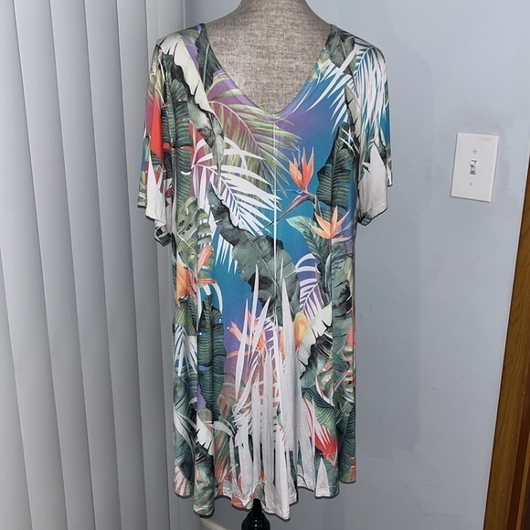 Big Bang Clothing 2X Tropical Floral Print w/ Rhinestones excellent condition - Picture 5 of 7